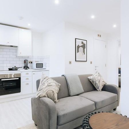 Modern 1 Bedroom Apartment In Central Ipswich Exterior foto