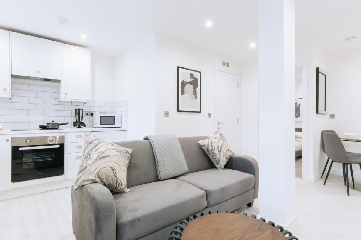 Modern 1 Bedroom Apartment In Central Ipswich Exterior foto